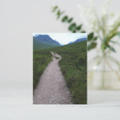Schottischer Highland Path zu Blue Yonder Postkarte (Stehend Vorderseite)