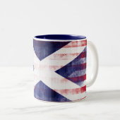 Schottisches amerikanische Flagge | hölzernes Korn Zweifarbige Tasse (VorderseiteRechts)
