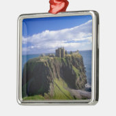 Schottland, Aberdeen. Schloss Dunnotar. Silbernes Ornament (Links)