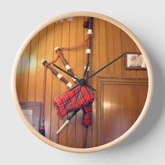 Schottland Bagpipe Tartan Kariertes Musikinstrumen Uhr (Vorderseite)