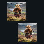 Schottland Highland Cow Bagpiper Begleitkarte<br><div class="desc">In einem Kilt gekleidet und mit einem Jacket in den schottischen Highlands überzogen,  hält eine Hochlandkuh ein Set von Bagpipe. Wenn Sie möchten,  dass dieses Bild in Schwarz und Weiß gehen,  um sich anzupassen,  suchen Sie die Filter rechts im Designer,  dann klicken Sie auf Schwarz-weiße Filter,  glückliche Gestaltung.</div>