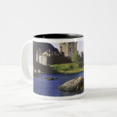 Schottland, Highland, Wester Ross, Eilean Donan 2 Zweifarbige Tasse (Vorderseite Links)