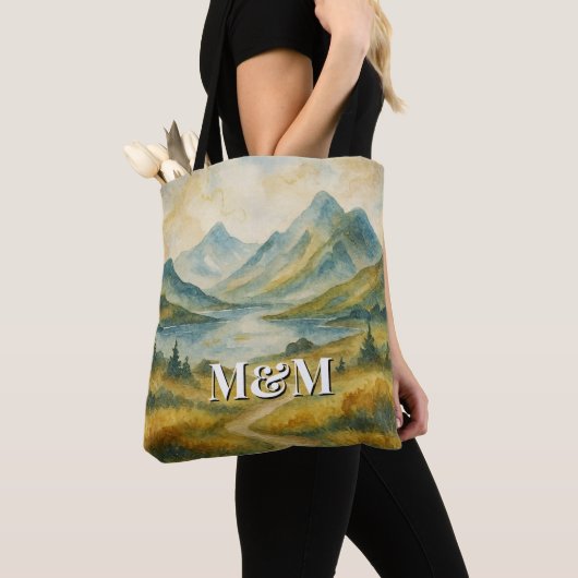 Schottland Highlands Ästhetik, Monogramm Modern Tasche (Von Nahem)
