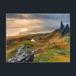 Schottland Landschaftlich Rolling Hills Landschaft Postkarte<br><div class="desc">Foto einer malerischen Landschaft in Schottland. Farbenfrohe sanfte Hügel, große Felssteine und Berge mit einem hell erleuchteten Himmel.</div>
