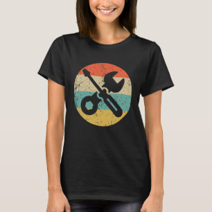 Schraubendreher-Schraubenschlüssel für Autos T-Shirt