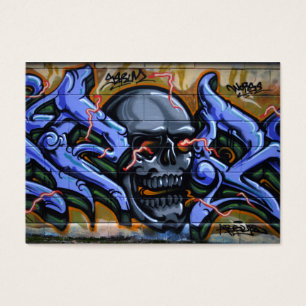 Schrecklicher Schädel mit brennenden Augen