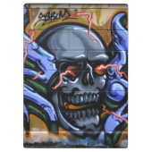 Schrecklicher Schädel mit brennenden Augen Klemmbrett (Rückseite)