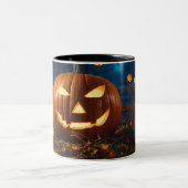 Schrecklicher Spaß: Halloween-Tasse Zweifarbige Tasse (Mittel)