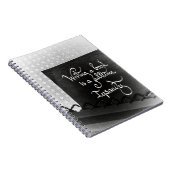 Schreiben eines Büchermanifests schwarz-weiß Notizblock (Rechte Seite)