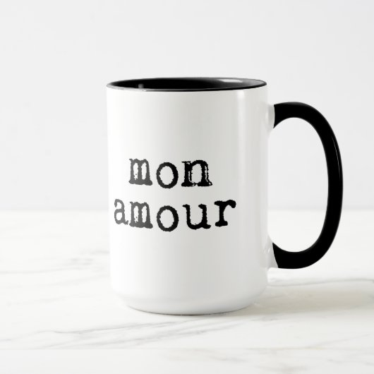 Schreibgeschriebener Mon Amour Tasse (Rechts)
