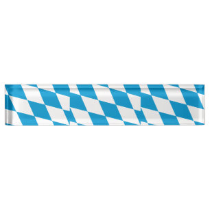 Schreibtisch mit der Flagge Bayerns, Deutschland Namensplakette
