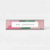 Schreibtisch mit rosa und grünem Blumenmuster Schreibtischnamensplakette (Vorderseite )