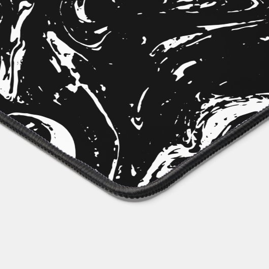 Schreibtisch mit schwarzem und weißem Marmor Schreibtischunterlage (Ecke)