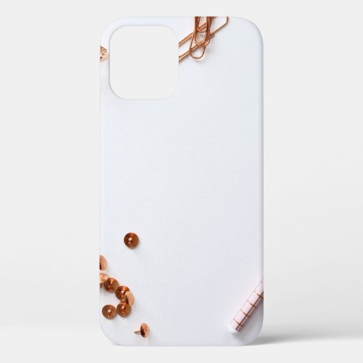 Schreibtisch mit weißem Flachbildschirm Case-Mate iPhone Hülle (Rückseite)
