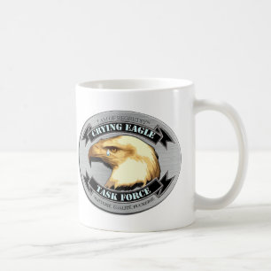 Schreiende Eagle-Task Force Kaffeetasse