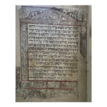 Schrift an der Mauer in der Synagoge Izaac in Krak