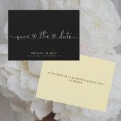 Schriftart mit schwarzem und gelbem Herz Save the  Save The Date