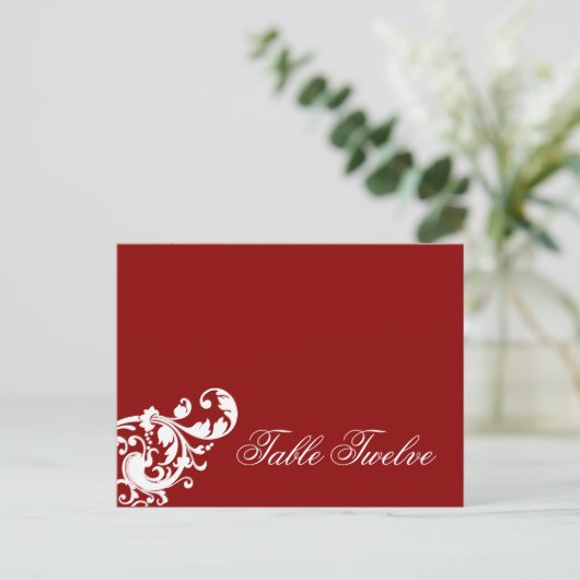 Schriftliche Platzkarte Crimson Red Floral Filigre Postkarte (Stehend Vorderseite)