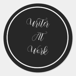 Schriftsteller bei der Arbeit Runder Aufkleber
