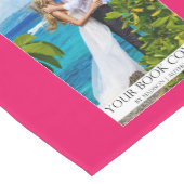 Schriftsteller Buch Signierung Hot Pink oder Pick Mittelgroßer Tischläufer (Ecke)