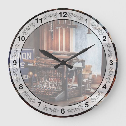 Schriftsteller - Schreibmaschine - Der angehende S Große Wanduhr (Vorderseite)