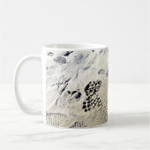Schritte im Sand Kaffeetasse (Links)
