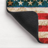 Schroffe amerikanische Flagge Mousepad (Ecke)