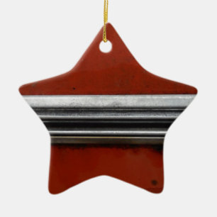 Schrottplatz-Vintage-Auto, Rot und Silber Alte Far Keramikornament