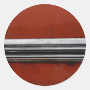 Schrottplatz-Vintage-Auto, Rot und Silber Alte Far Runder Aufkleber