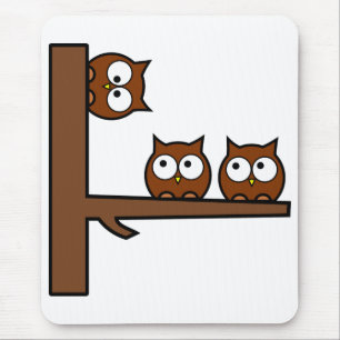 Schrullige Eulen ringsum die Biegung Mousepad