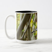 Schüchterner Goldfinch Zweifarbige Tasse (Links)