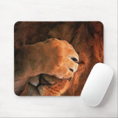 Schüchternes Löwe-Tatzen-Tier Mousepad (Mit Mouse)