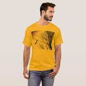 Schuhe auf einer Powerlinie T-Shirt (Vorne ganz)