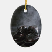 Schuhe und Rauch Keramik Ornament (Vorne)