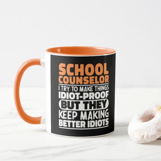 Schulberater versuche ich, die Dinge zu einem lust Tasse (Mit Donut)