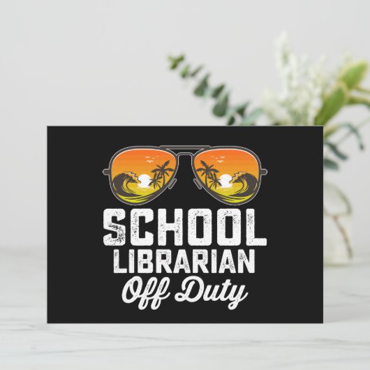 Schulbücherei am letzten Schultag Einladung (Stehend Vorderseite)