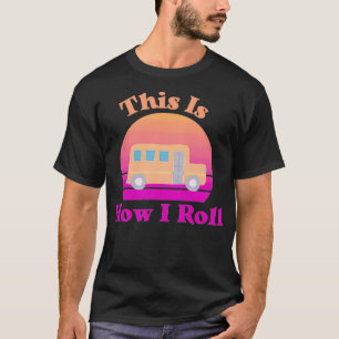 Schulbus: So fahre ich Orange und Lila T-Shirt