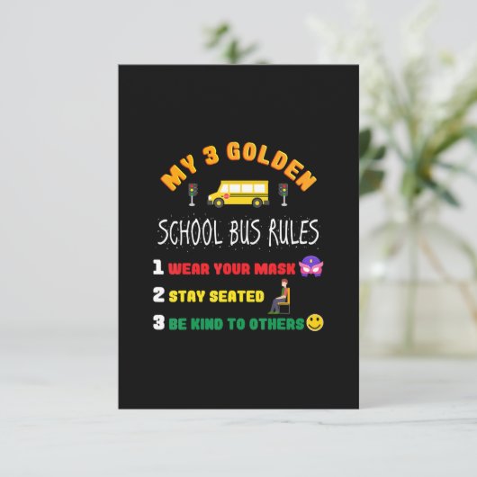 Schulbusregeln für Schüler mit sonnigen Schulbusse RSVP Karte (Stehend Vorderseite)