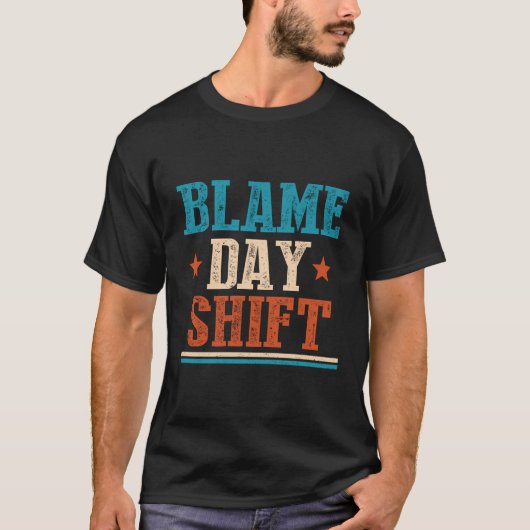 Schuld Day Shift Funny Er Icu Krankenschwester Squ T-Shirt (Vorderseite)