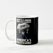 Schulden steigen und Amerikas Multitasking-Rede Kaffeetasse (Links)