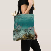 Schule der Erlaubnis-Fische Tasche (Von Nahem)