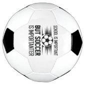 Schule ist wichtig, Fußball ist aber wichtiger (Gedreht)