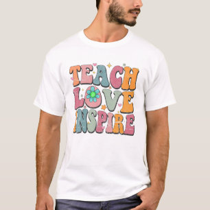 Schule lehren Liebe inspirieren Retro T-Shirt