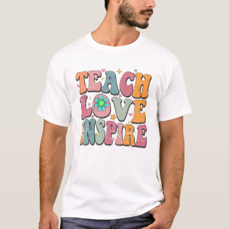 Schule lehren Liebe inspirieren Retro T-Shirt