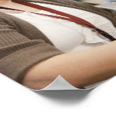 Schüler, die in der Schulbibliothek mit Bibliothek Poster (Ecke)