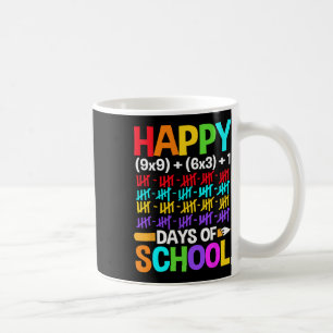 Schüler freuen sich über 100 Schultage Kaffeetasse