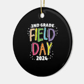 Schulkids-Lehrer am 2. Grade Field Day 2024 Keramik Ornament (Links)