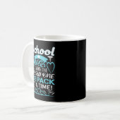 Schulkinder, die das World One Ice Pack auf einem  Kaffeetasse (Vorderseite Links)