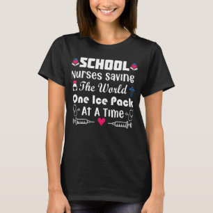 Schulkinder, die das World One Ice Pack auf einem T-Shirt