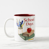 Schultage Stillleben Zweifarbige Tasse (Links)